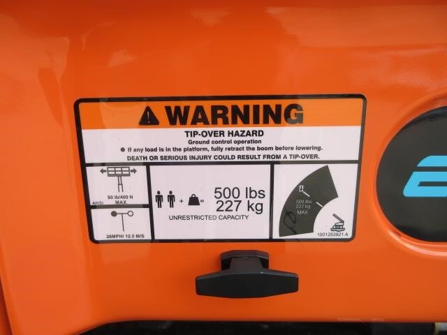 2025 JLG E450AJ