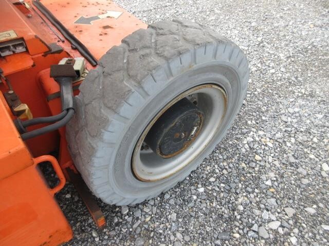 2015 JLG E300AJP