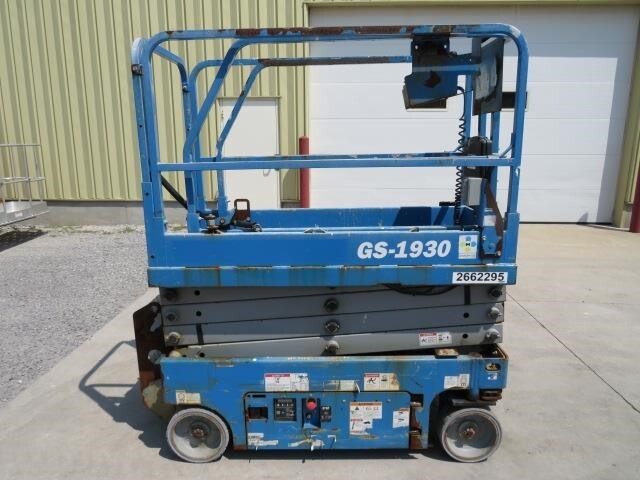 2018 Genie GS-1930