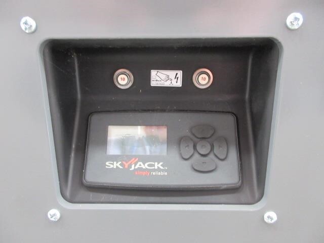 2025 Skyjack SJ4740E