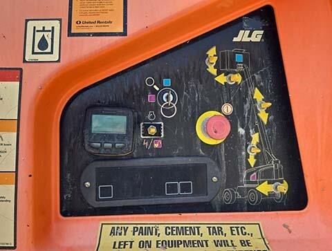 2016 JLG 400S