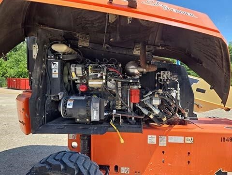 2016 JLG 400S