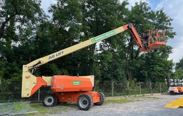 2016 JLG 800AJ