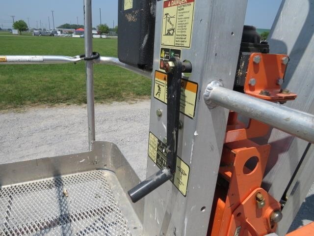 2018 JLG T500