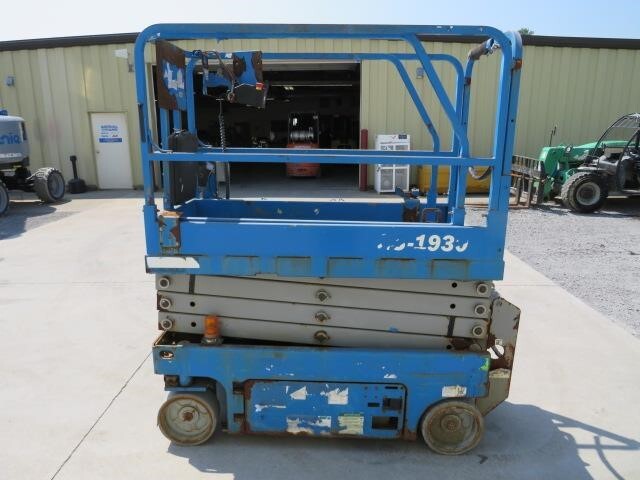 2015 Genie GS-1930