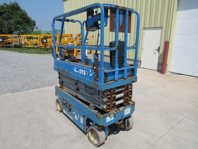 2015 Genie GS-1930