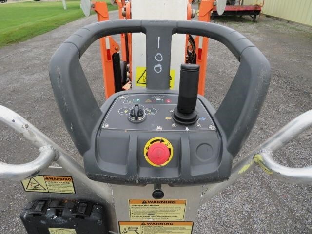 2018 JLG T500