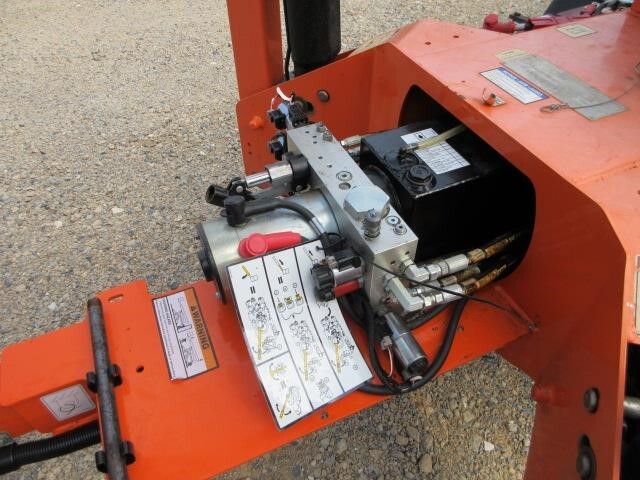 2018 JLG T350
