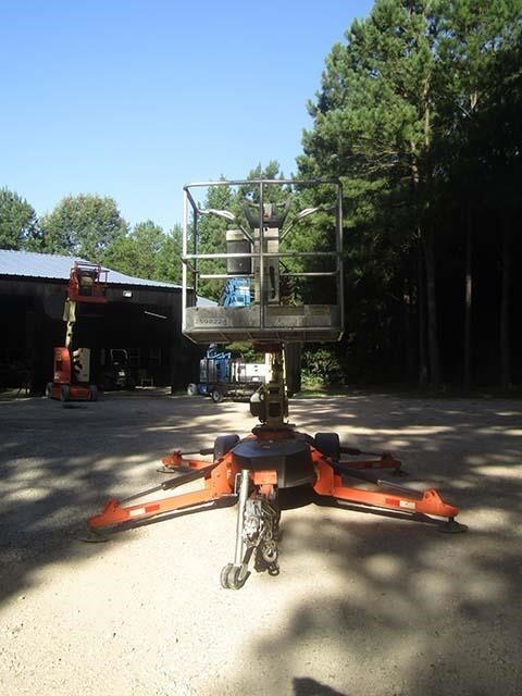 2018 JLG T350