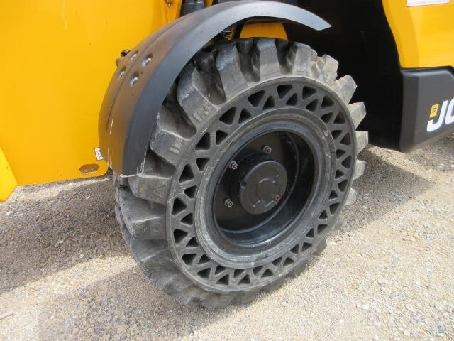 2022 JCB 512-56
