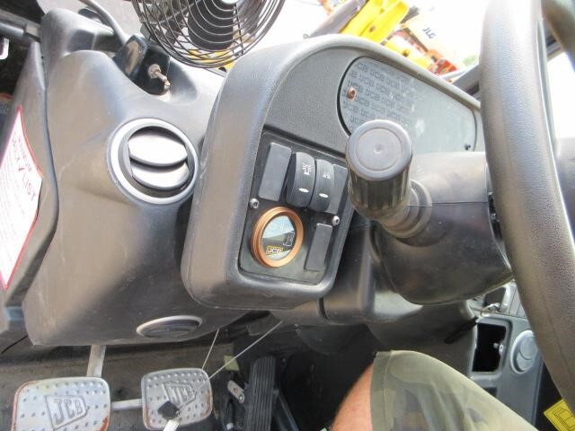 2022 JCB 512-56