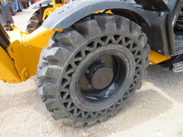 2022 JCB 512-56