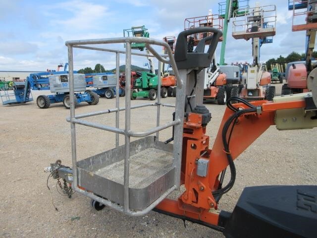 2018 JLG T350