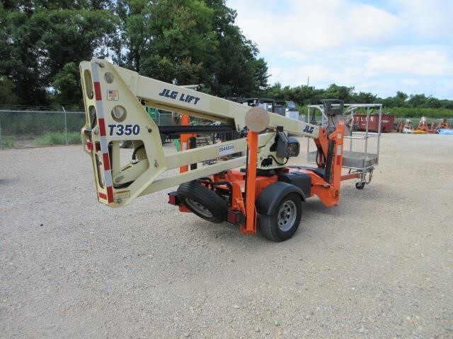 2018 JLG T350