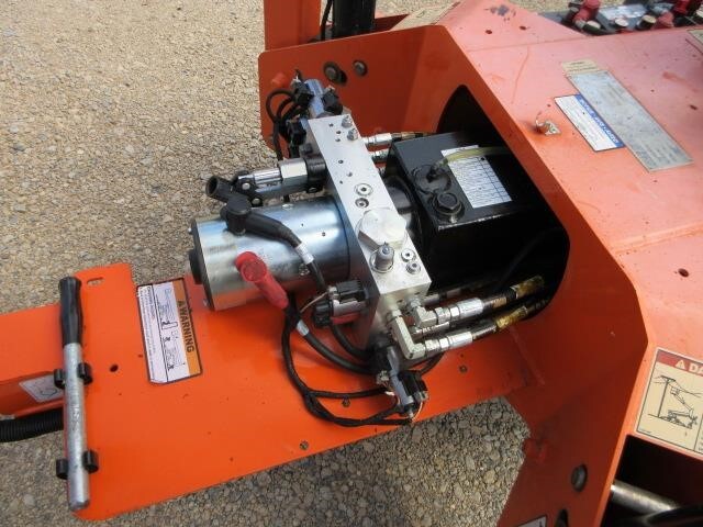 2018 JLG T350
