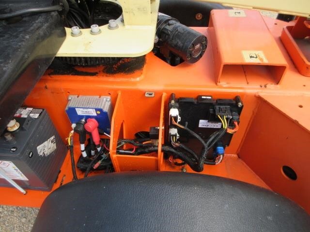 2018 JLG T350