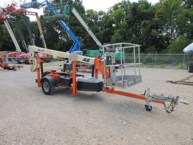 2018 JLG T350