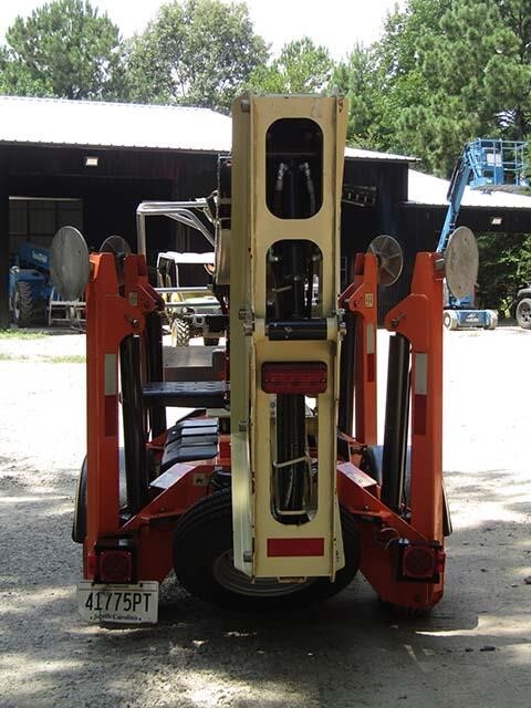2018 JLG T350