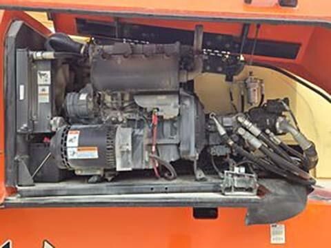 2013 JLG 800AJ