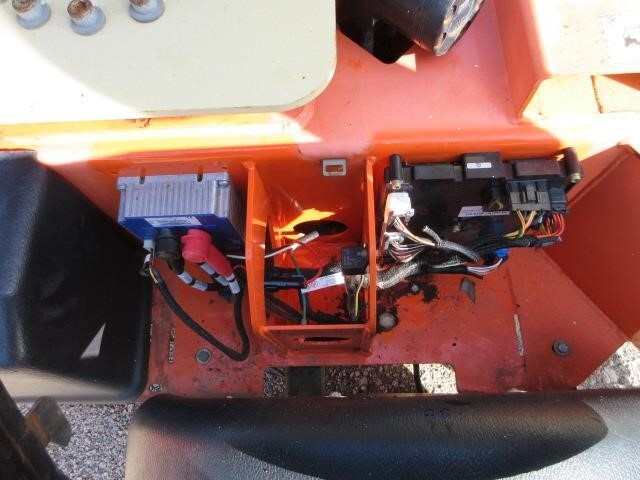 2018 JLG T350