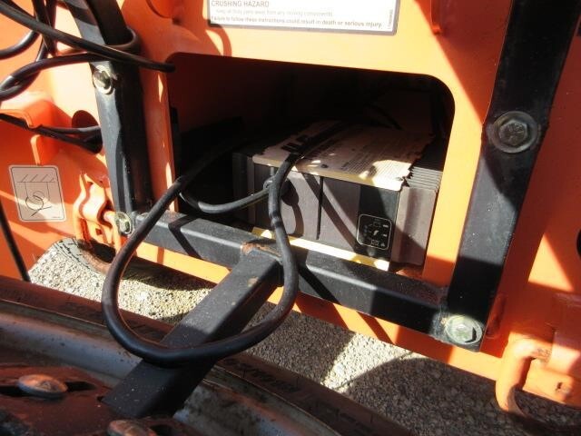 2018 JLG T350