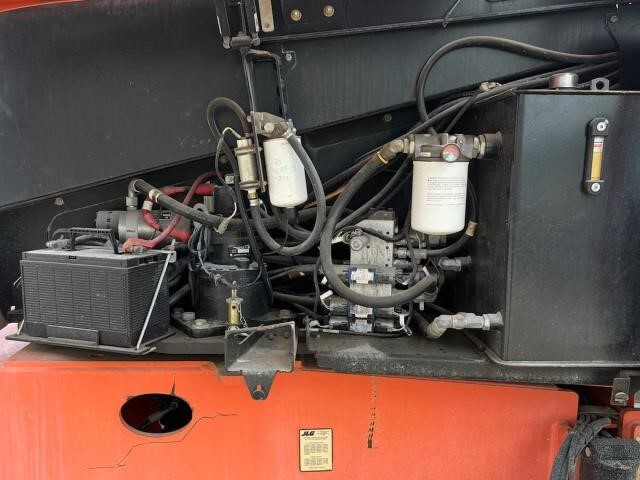 2014 JLG 660SJ