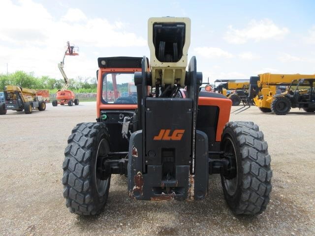 2018 JLG 943