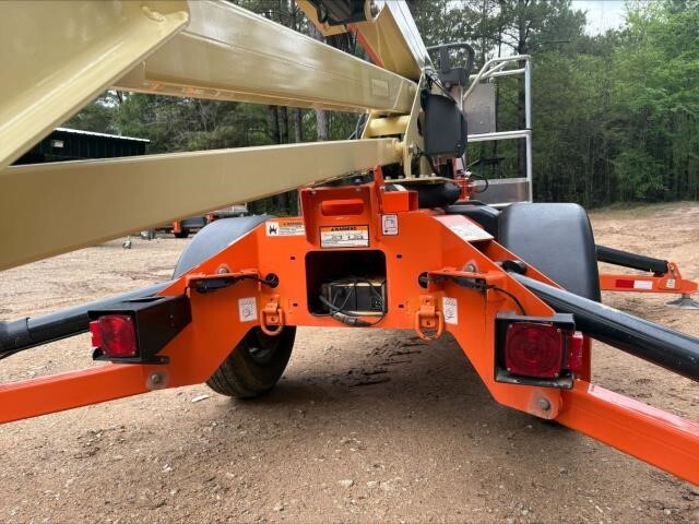 2022 JLG T350-11