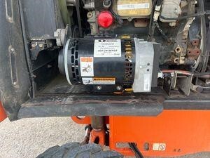 2016 JLG 400S