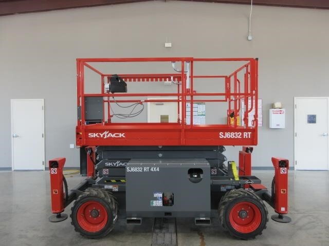 2025 Skyjack SJ-6832RT-1