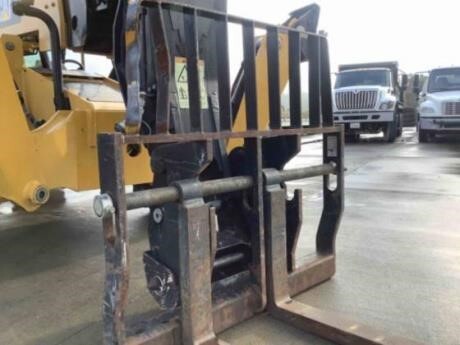 2018 CAT TL1255D-15