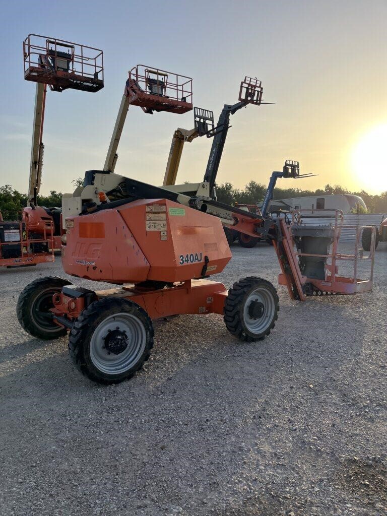 2018 JLG 340AJ-5