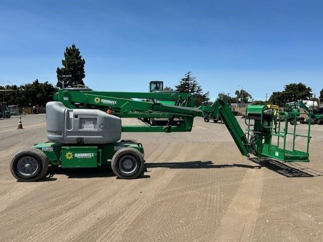 2017 Genie Z-45/25J DC Picture 3 2017 Genie Z-45/25J DC-3