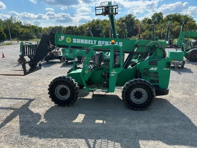 2016 SkyTrak 6042 Picture 2 2016 SkyTrak 6042-2