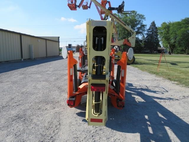 2018 JLG T350-7