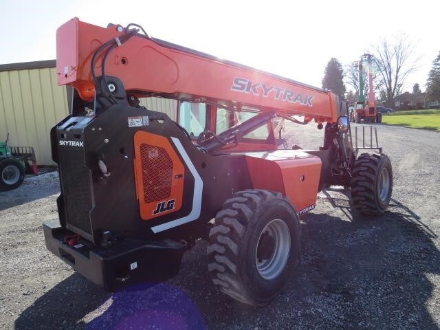 2025 SkyTrak 6042-5