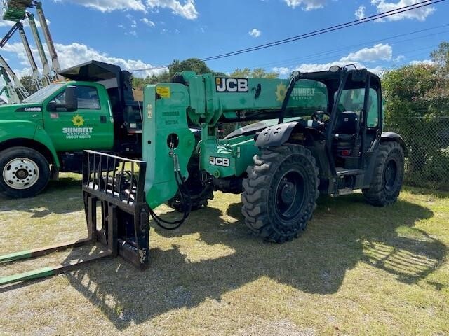 2016 JCB 507-42-1
