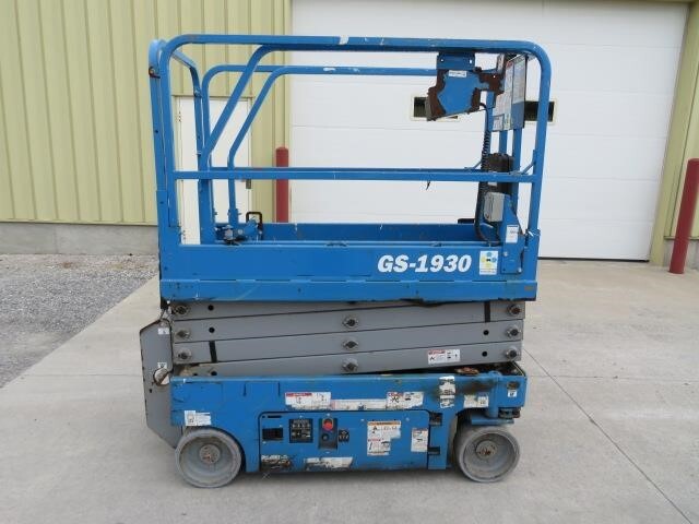 2018 Genie GS-1930