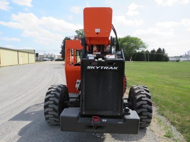 2024 SkyTrak 6042-3