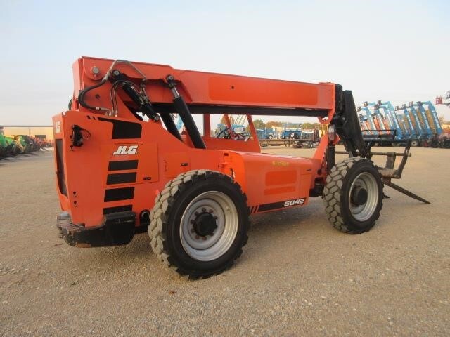 2016 SkyTrak 6042-3