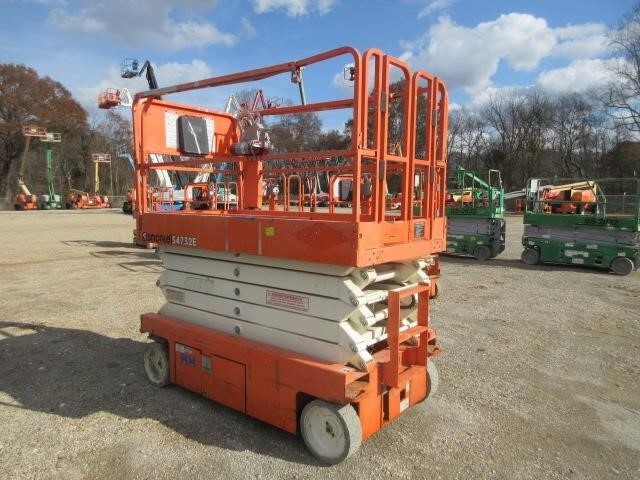 2017 Snorkel S4732E-4