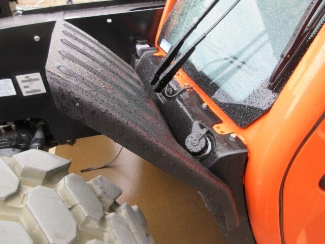 2025 JLG 943-44
