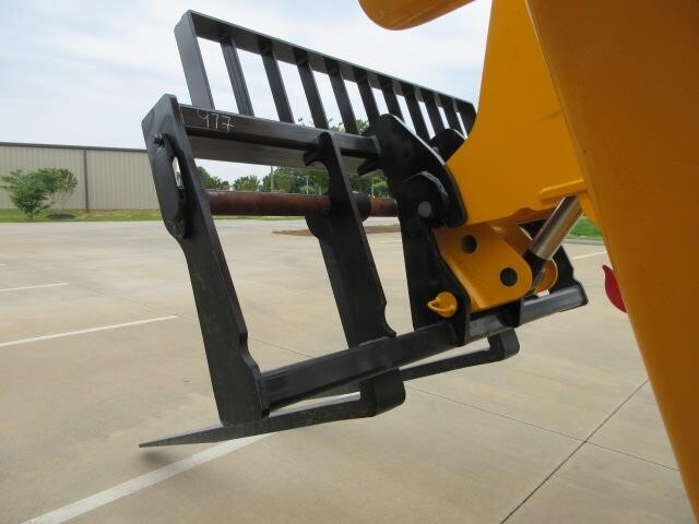 2025 JCB 512-56-9