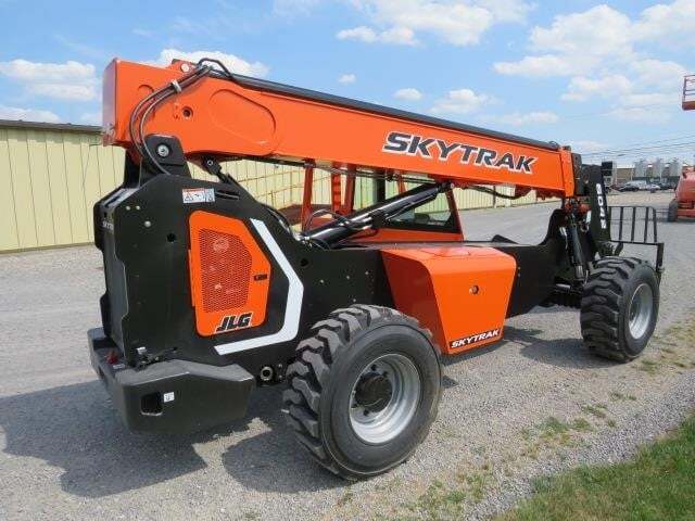 2025 SkyTrak 6042-4