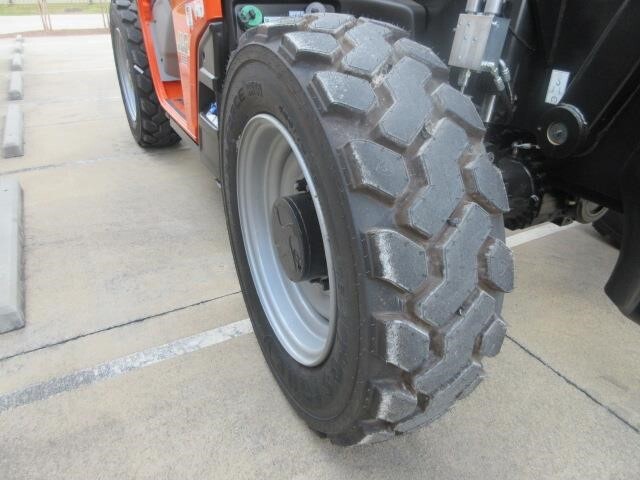 2025 JLG 1055-15
