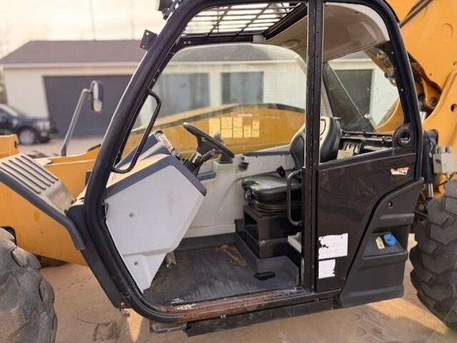 2015 CAT TL1055D Picture 11 2015 CAT TL1055D-11