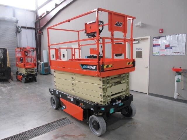 2025 JLG 3246-6