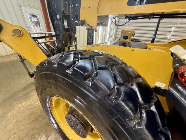 2019 CAT TL1255D-9