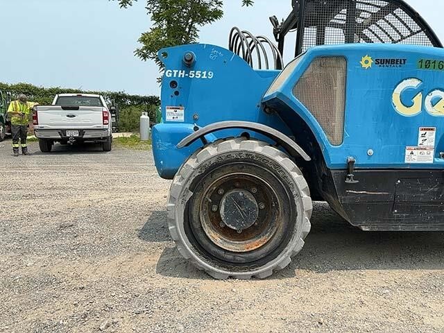 2017 Genie GTH-5519 Picture 9 2017 Genie GTH-5519-9