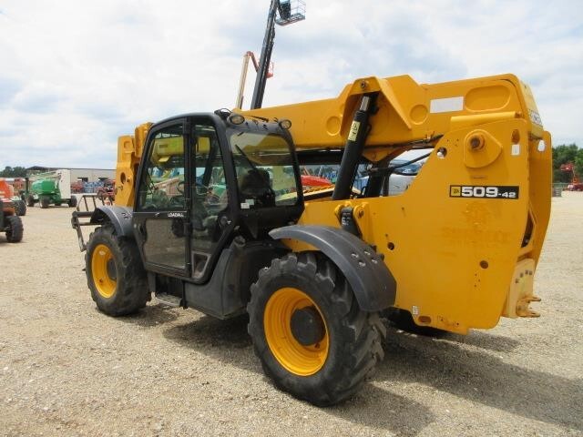 2016 JCB 509-42-4